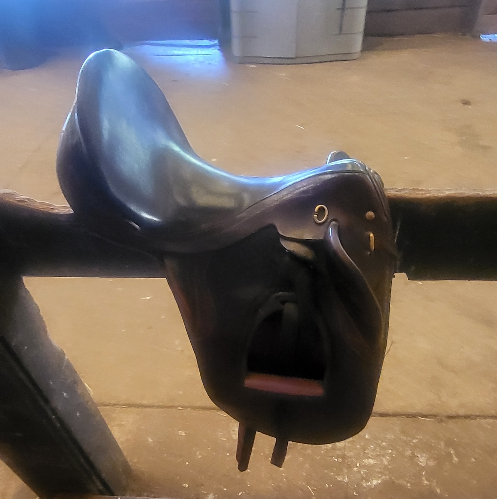 Australian Saddle